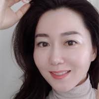 8 "Daisy Ya" profiles