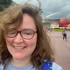 The more I learn about the earlier versions of Wish, the more annoyed I get  that D100 was celebrated with such a bland, generic movie