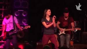 Clique agora para baixar e ouvir grátis ministério zoe aquieta minhaalma mp3 postado por louvores em 09/11/2017, e que já está com 169.050 downloads e 150.177 plays! Ministerio Zoe Ha Um Vinho Novo Youtube