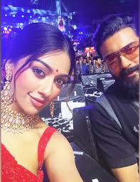 Anu Emmanuel (@ItsAnuEmmanuel)