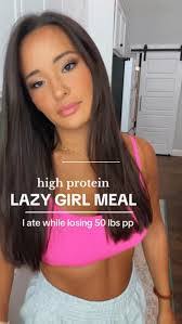 Eileen Beyer's Instagram, Twitter & Facebook