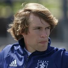 Buttons roll to another TAPPS three-peat