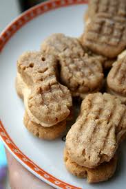 Perfect for birthday treats, bachelorette parties and mother's day! Homemade Hack Diy Nutter Butter Cookies