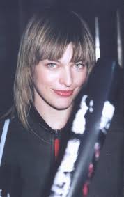 MillaJ.com :: The Official Milla Jovovich Website :: What's new? March 2002