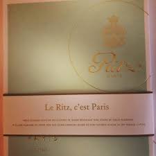 En ce moment à paris avec l'enseignement supérieur et la recherche ! H2jsbva5bvqbgm