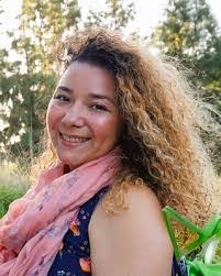 Wanda Natal's Instagram, Twitter & Facebook