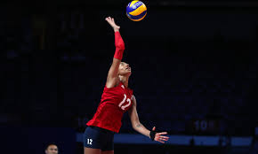 Волейбол / volleyball запись закреплена. Usa Volleyball Jordan Thompson Serving The U S Women Defeated Brazil 3 1 And Heads Into Saturday S Fivbvolleyball Vnl Semifinals As The Top Seed From Pool B Jordan Thompson Paved The Way With