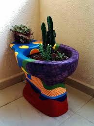Basteln Mit Mull Toilettenbecken In Blomentopf Verwandeln Grunen Pfflanzen Gartendekor Diy Gartenbau Upcycling Ideen