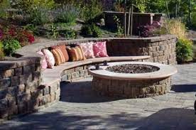 Your dream landscape is a wall block away. 42 Ideas Backyard Landscaping Retaining Wall Fire Pits Backyard Landscaping Pergolas Have Already B Outdoor Decor Backyard Backyard Fire Backyard Seating