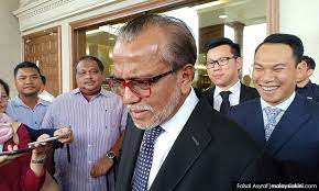 Be your self and enjoy your life follow my official ig ☆mfa☆ facebook.com/ixbumuhammadfarhanabdullah. Muhammad Shafee Abdullah Muhammad Farhan Bin Muhammad Shafee Najib Shafee Get Leave To Challenge Sri Ram S Appointment Find The Perfect Shafee Abdullah Stock Photos And Editorial News Pictures From