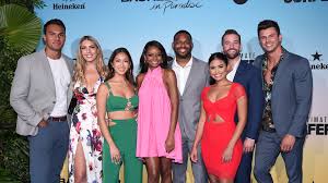 An eligible bachelor dates multiple women over several weeks in hopes of finding true love. Bachelor In Paradise 2021 Premieres On Abc Hearts Are Definitely Broken Abc7 Los Angeles