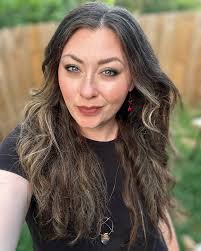 Melody Elise Calhoun (@mel_theartist_) • Instagram photos and videos