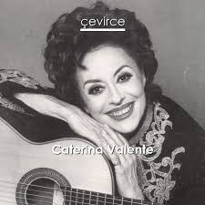 ritornello in testa è bello mettere cappelli a pan di zucchero. Caterina Valente Bongo Cha Cha Cha Italienisch Songtext Deutsch Ubersetzung Ubersetzer Corporate Cevirce