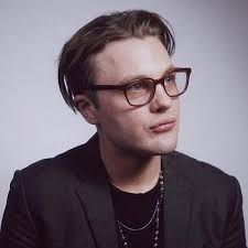 RÃ©sultat de recherche d'images pour "michael pitt"