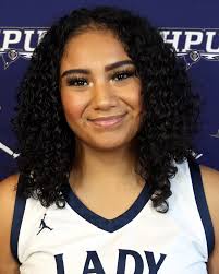 2023-2024 Women's Basketball Roster