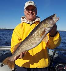 Welcome to hutch's on the beach. Catch Pigs On Pork Keeping Shiners Pinned Walleyes Of The Week Target Walleye