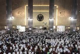 Pembangunan bermaksud proses membina, mencapai kemajuan, perkembangan dan sebagainya. Ormas Islam Berperan Dalam Membangun Sistem Pendidikan Republika Online