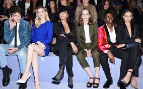 Uma Thurman S 19 Year Old Daughter Looked So Chic In The Front Row Fashion Genius Cool Outfits Fashion Now