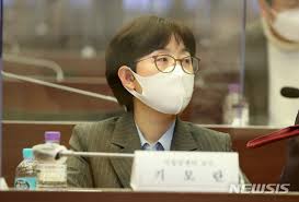 그 정보를 통해 사람들이 어디를 갔다 왔는지 알 수 있다. Uqwv 8bwqeldrm