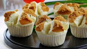 Resep kue bolu ini tanpa sp atau bahan pelembut kue, juga tanpa bp atau bahan pengembang kue. 9 Cara Membuat Bolu Kukus Lezat Mekar Dan Tidak Amis Lifestyle Liputan6 Com