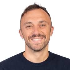 We worked with the team at Indiana University Bloomington to give students  a variety of delicious dishes, including Impossible Sausage Biscuits,  Sticky Honey Chicken, Meatball Subs, and Cheeseburger…