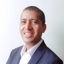 NUNCA DESAFÍES A UNA PERSONA QUE NO TIENE NADA