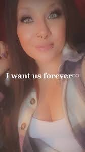 Amber Rogan's Instagram, Twitter & Facebook