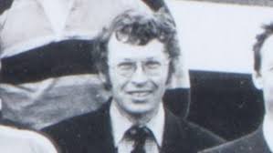 Geoff Allen (Centre)