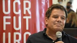 Biografia y Noticias de Alejandro Ferro ||| TresLineas.com.ar