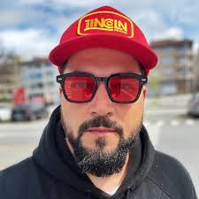 Diego Sommariva: Graphic Designer