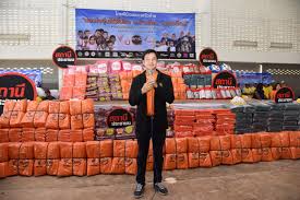 Reporters without borders (rsf) asks a bangkok criminal court to reject a complaint by the mining company tungkum ltd against thai public broadcasting service (thai pbs) and four of its current and former employees over a tv report broadcast in september 2015 about alleged environmental pollution. Mol Gives Winter Garments And Goods In Thai Pbs Project To Give Warmth To The People Ministry Of Labour