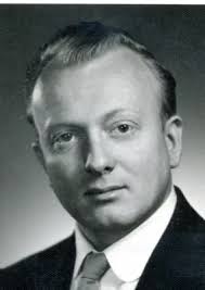 Obituary information for Lynn E. Wallace