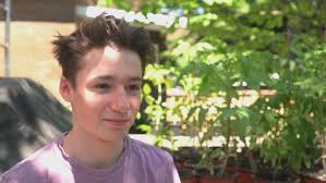 This Toronto teen spent the pandemic growing tomato plants -- more than 100  of them