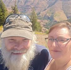 Yes, dear Hobbits, tonight from 6-8pm (& the next 3 Fridays) is our first  Hobbit Halloween. You're invited to put