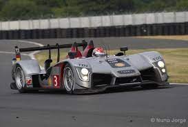 2009 Audi R15 Tdi Audi 5 499 Cc T Timo Bernhard Romain Dumas Alexandre Premat Audi Race Cars Racing