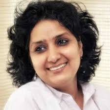 Mona Jain's Instagram, Twitter & Facebook