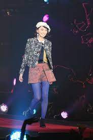 新垣結衣 写真 人物情報 クランクイン 青タイツ 広瀬すず 制服 カラータイツ