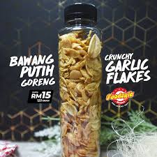 Bawang putih kating goreng iris 130 g (botol besar) barcode standard internasional (gs1) dan sudah ada tabel nutrition facts. Crunchy Garlic Flakes Bawang Putih Goreng