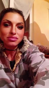 Gina Ruff's Instagram, Twitter & Facebook