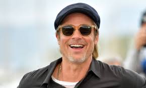 Aug 20, 2021 · brad pitt. Brad Pitt Shares Rare Glimpse Inside His Huge Garden At Family Home In La During Lockdown Hello