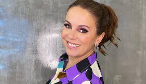Tania was born in lisbon. Tania Ribas De Oliveira Batiza Filho E Escolhe Para Padrinho Amigo Especial