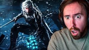 Raven Sharp's Instagram, Twitter & Facebook