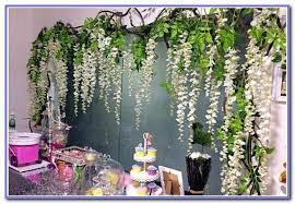 It's a great way to give. Great Ideas To Make Your Wedding Special Budget Wedding Garland Backdrops Flower Garlands Hanging Flowers