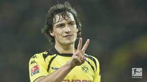 He was a member of germany's world cup championship team in 2014. Bundesliga English Na Twitteru 2008 2009 Mats Hummels Was Then Loaned To Rivals Borussia Dortmund On A One Year Deal The German Established Himself As A Regular Starter Alongside Fellow Newcomer Neven Subotic