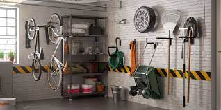 Risultati Immagini Per Migliore Arredo Garage Laboratorio Arredamento Porte Da Doccia Garage