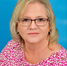 ❗CAPTION CONTEST❗ We're giving away a $50 Dunham's gift card to the person  who comments with our favorite caption of the picture below. HOW TO ENTER:  ◾ "Like" Dunham's Sports