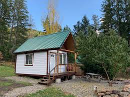Google maps this beautiful destination sits just 45 minutes by car from downtown detroit, making it the perfect spot for a convenient and relaxing getaway from the city's hectic atmosphere. Rates Umpqua S Last Resort