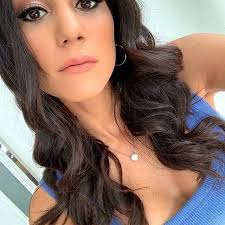 Cecilia Gibbs's Instagram, Twitter & Facebook