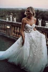 Sweetheart 3d Floral Wedding Dress Gown With Tulle Skirt Strapless Lace Wedding Dress Floral Wedding Dress Gowns Wedding Dress Trends