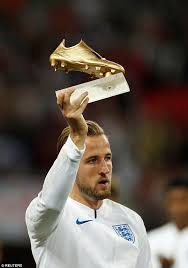 Tottenham's harry kane, however, took the title with his 25 goals on the season. Harry Kane